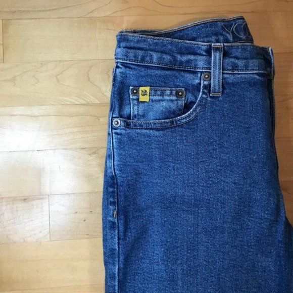 High-waisted flare Yoga jeans - Picture 3 of 8